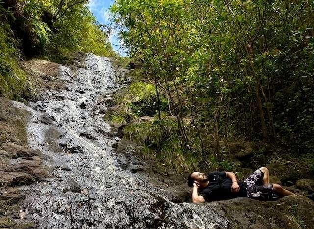 alt="featured image'